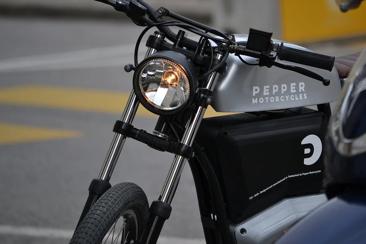 Pepper sales electric moped