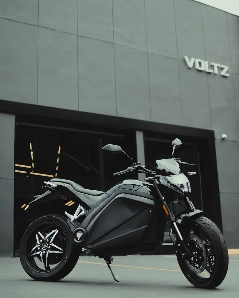 Voltz Motors on X: A mais pedida, a mais desejada, a EVS ALL BLACK.   / X